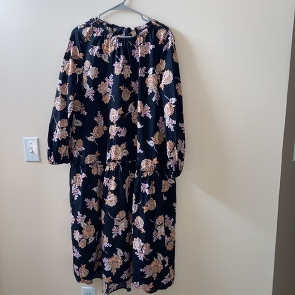 Raglan Long Sleeve High Low Dress - Who What Wear Black Floral size small - Picture 4 of 6